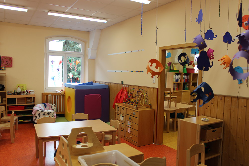 Kita Fotos - Bergkirche Worms-Hochheim